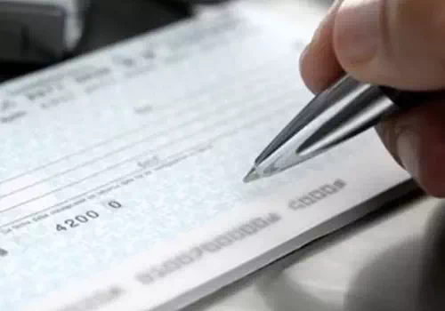 Noticia: Proceso Penal por Emitir Cheque Bancario sin Fondos