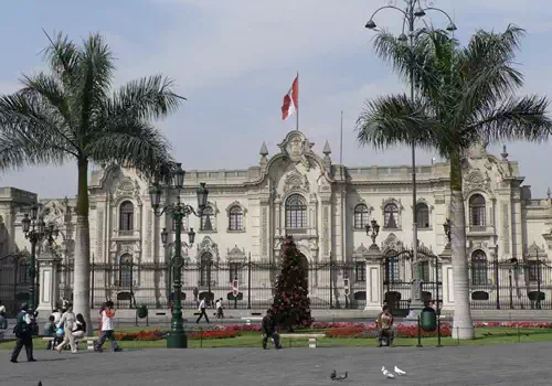 Análisis Legal y Constitucional: La Vacancia Presidencial